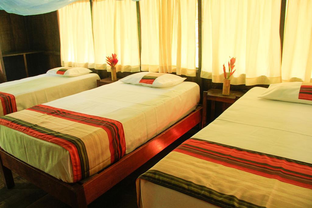 Amazonas Sinchicuy Lodge Iquitos Chambre photo